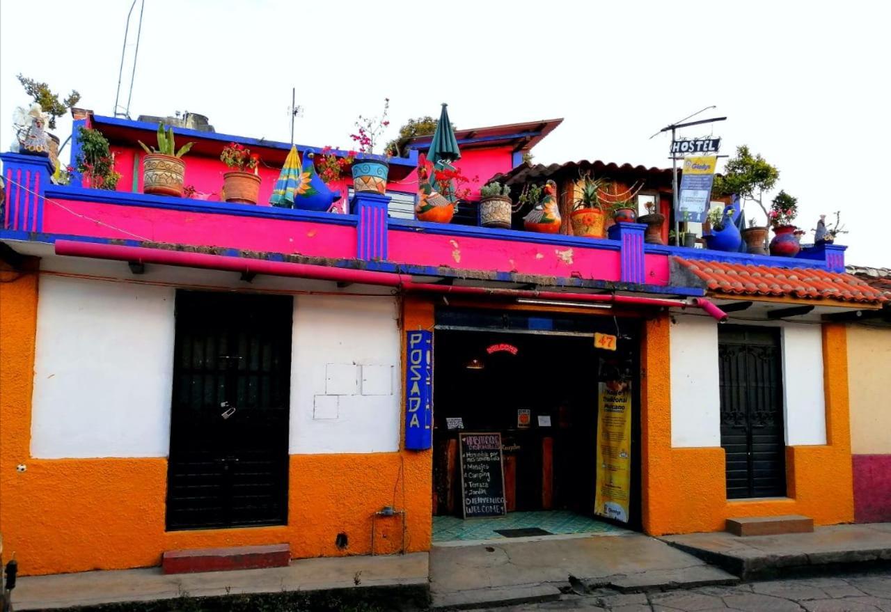 Casa Lothuz Spacio Cultural Y Disidente San Cristóbal de Las Casas エクステリア 写真