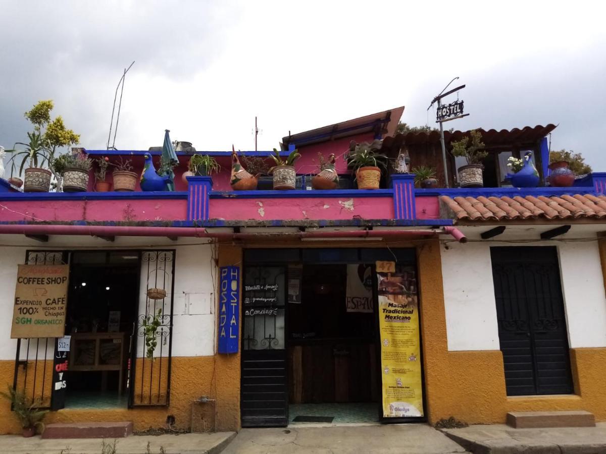 Casa Lothuz Spacio Cultural Y Disidente San Cristóbal de Las Casas エクステリア 写真