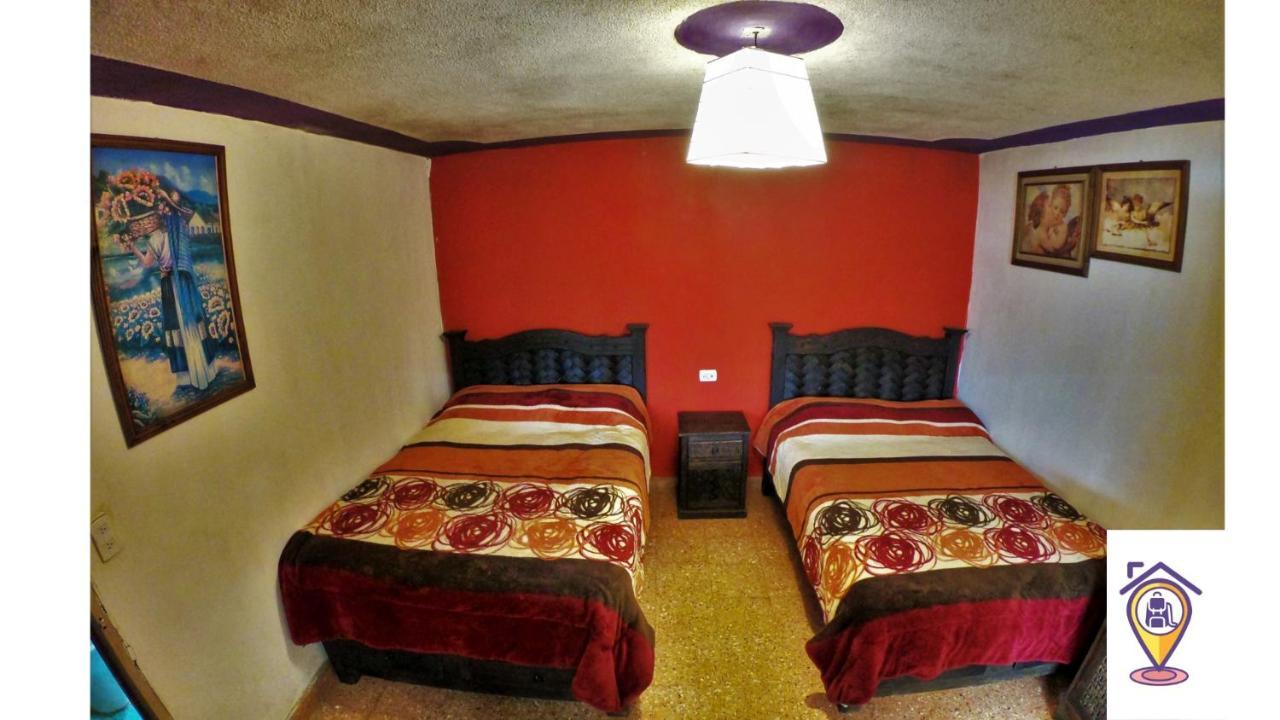 Casa Lothuz Spacio Cultural Y Disidente San Cristóbal de Las Casas エクステリア 写真