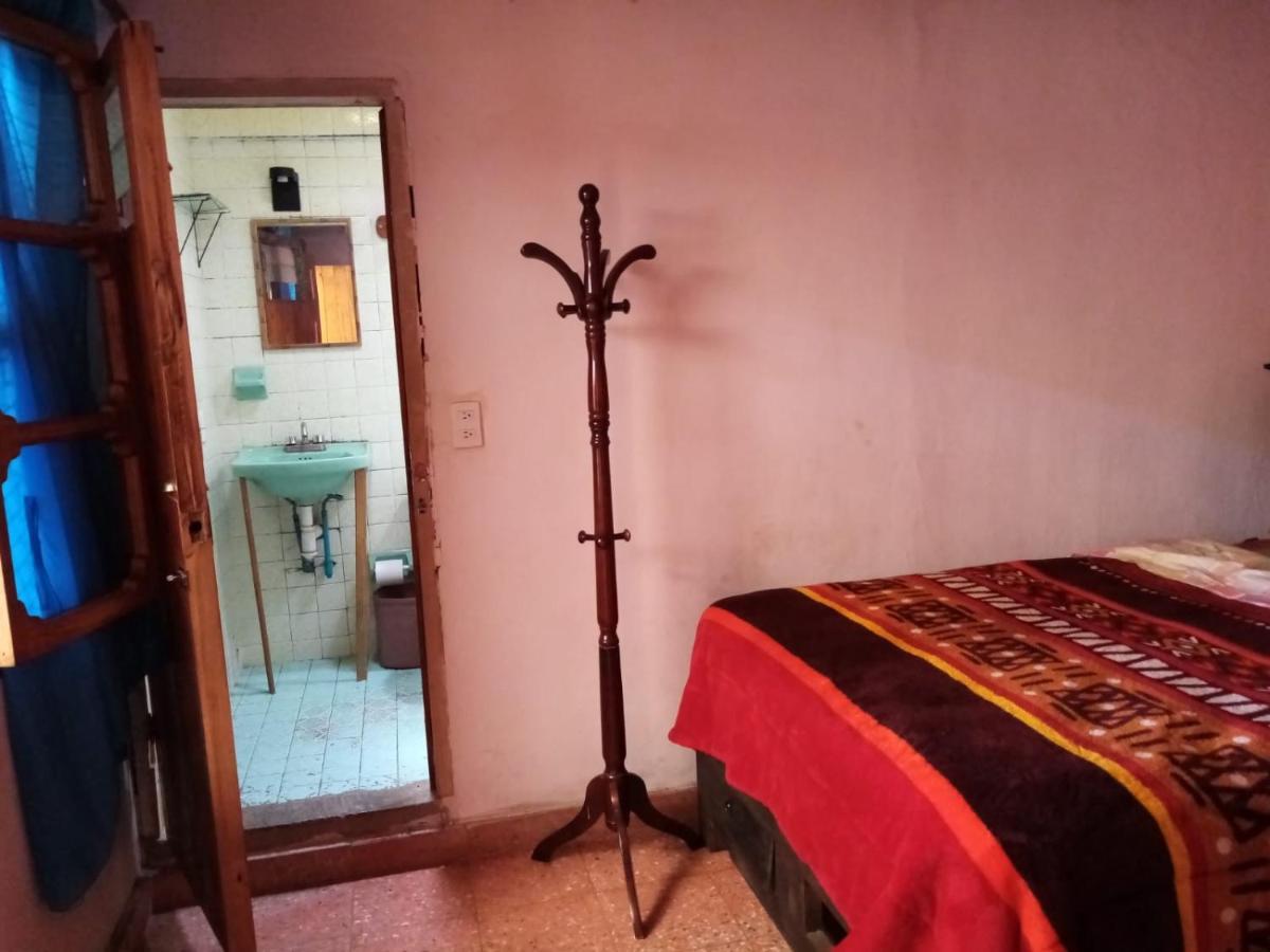 Casa Lothuz Spacio Cultural Y Disidente San Cristóbal de Las Casas エクステリア 写真