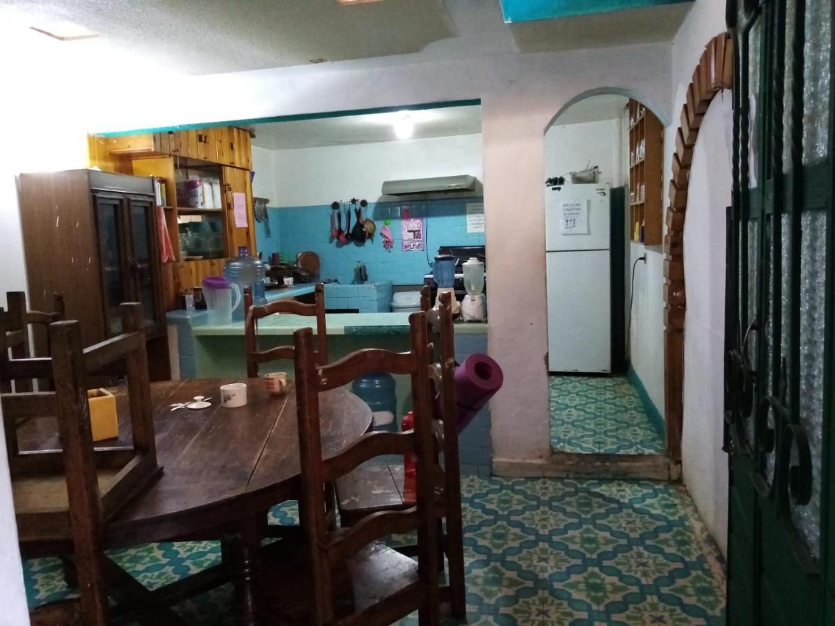 Casa Lothuz Spacio Cultural Y Disidente San Cristóbal de Las Casas エクステリア 写真