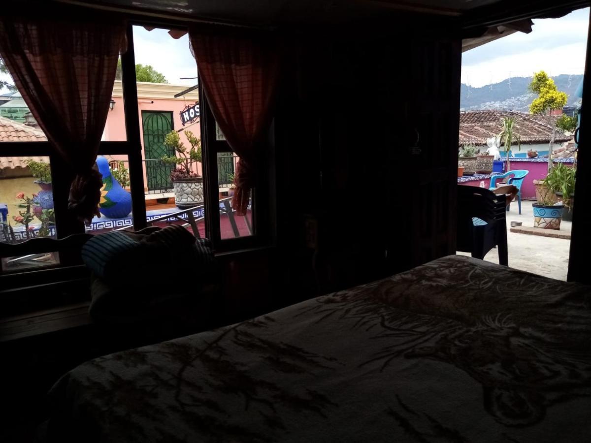 Casa Lothuz Spacio Cultural Y Disidente San Cristóbal de Las Casas エクステリア 写真