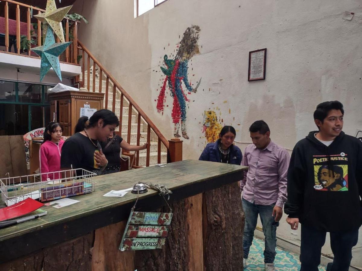 Casa Lothuz Spacio Cultural Y Disidente San Cristóbal de Las Casas エクステリア 写真