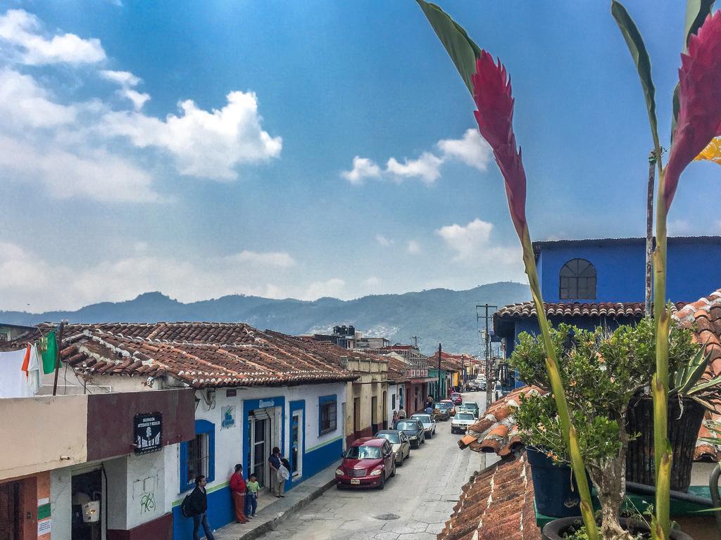 Casa Lothuz Spacio Cultural Y Disidente San Cristóbal de Las Casas エクステリア 写真